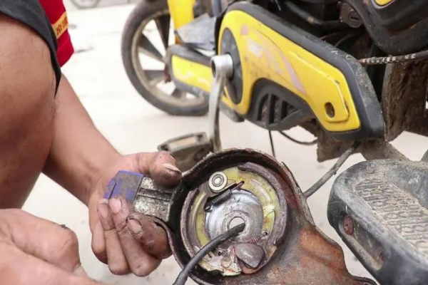 南川区电动车刹车故障